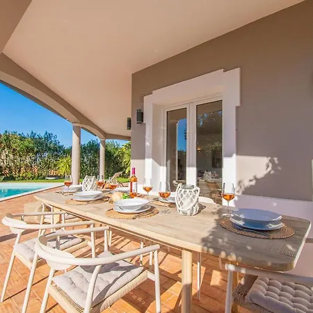 Casa Belavista Estômbar